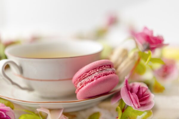 macaroons, tea, sweetness-7277955.jpg